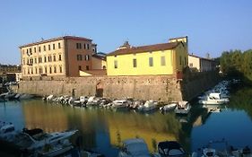 Dogana D'Acqua Rooms & Art