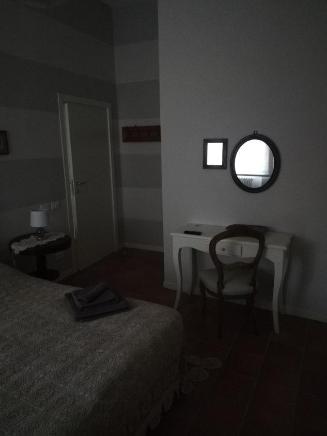 Dogana D'Acqua Rooms & Art Livourne Extérieur photo